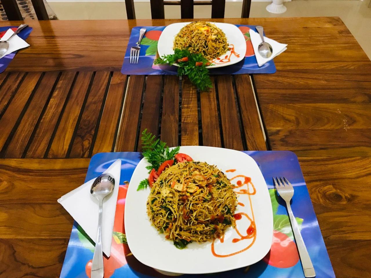 Casablanka Rest Guest House Нану Оя Екстериор снимка