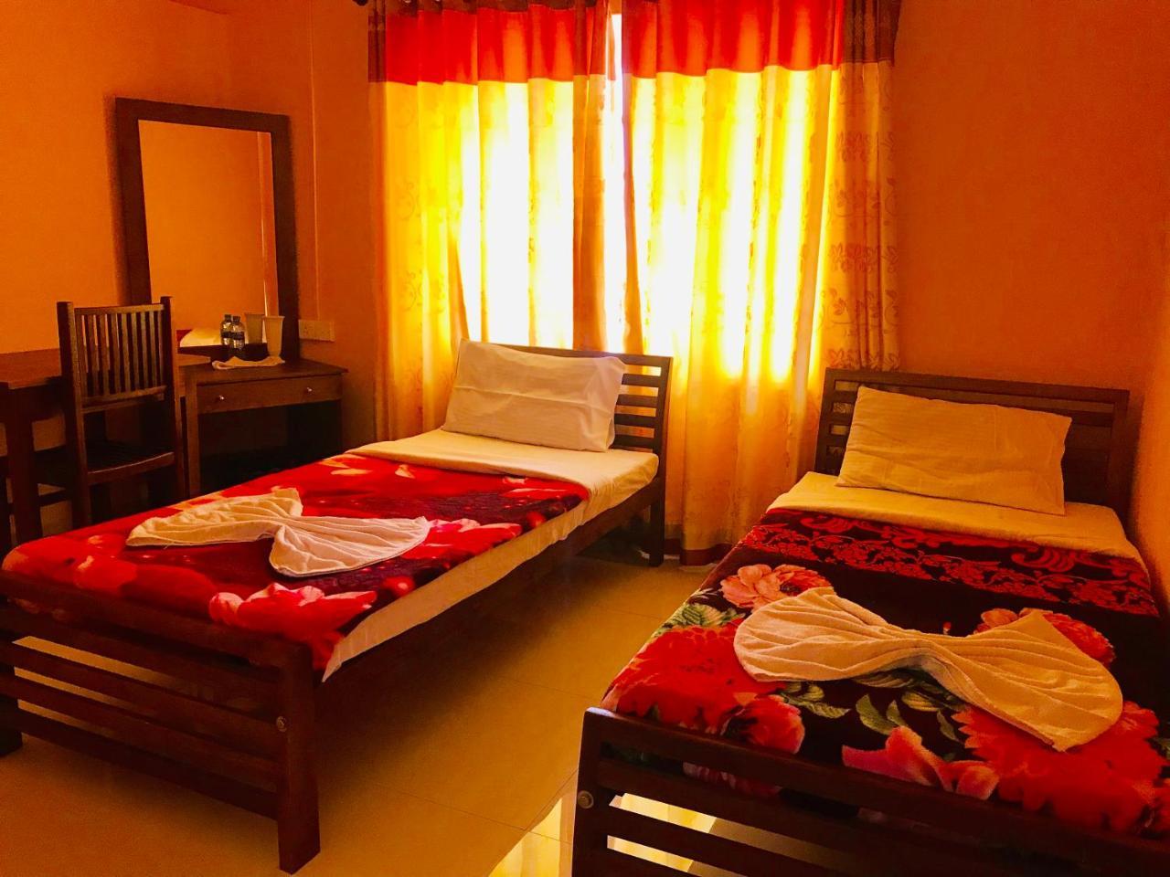 Casablanka Rest Guest House Нану Оя Екстериор снимка